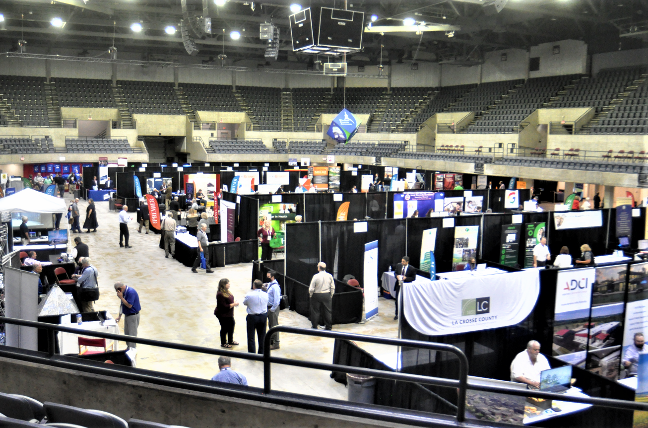 Hundreds gather for annual Wisconsin Counties Association
